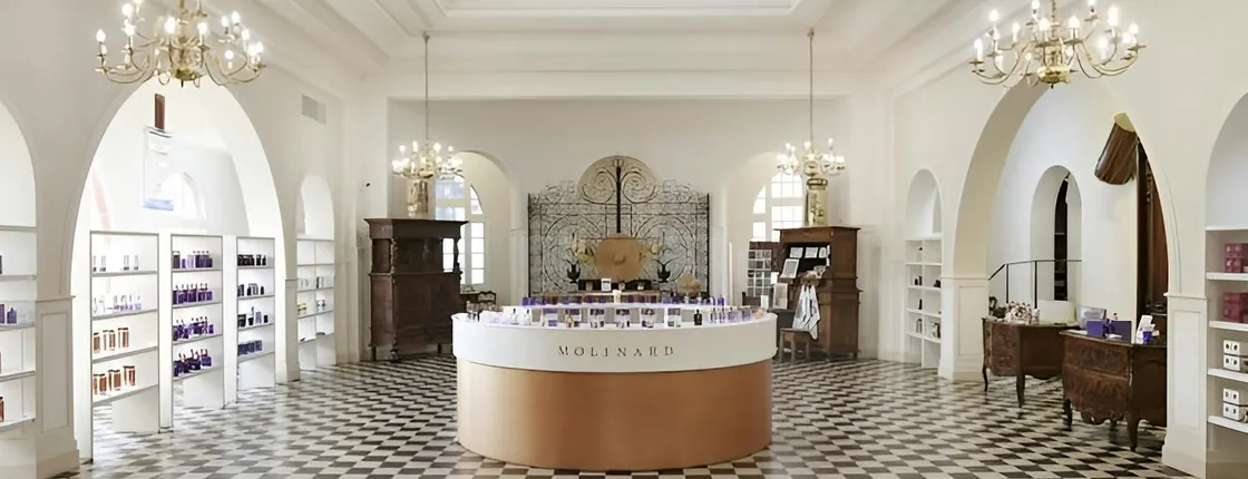 Discovery workshop at Molinard Parfums in Grasse Bastide