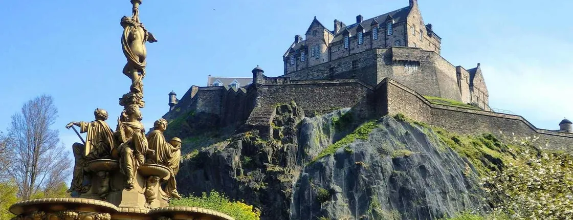 Tour of Edinburgh's most Insta-perfect spots with a local