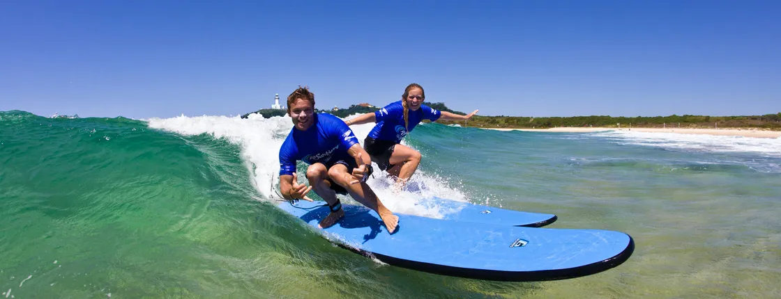 Beginner surf lesson at Byron Bay