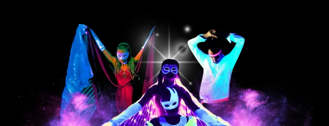 Black light theatre show in Prague "Images of Love"