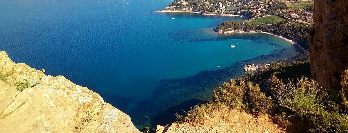 Full-day tour to Cassis and Aix-en-Provence from Marseille