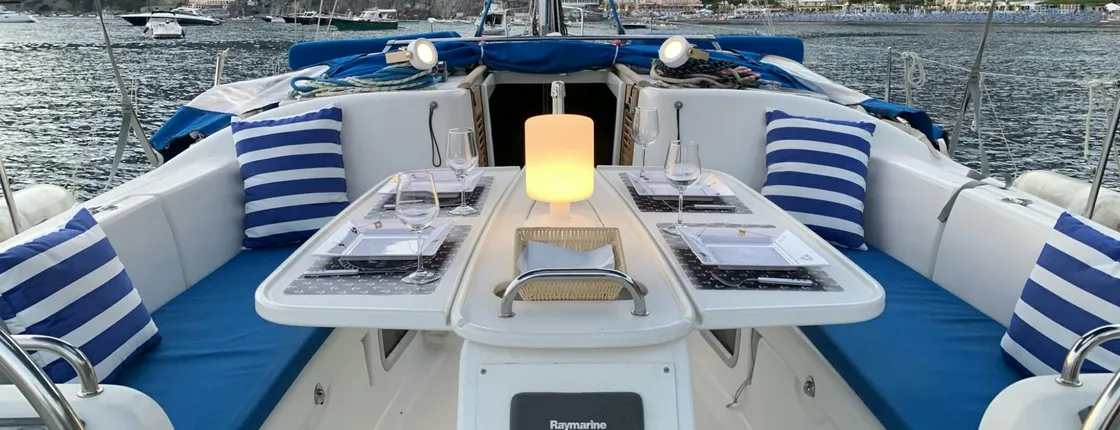Small-group sailing tour along the Sorrento Coast
