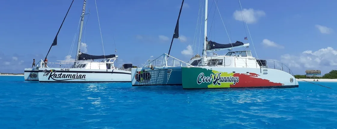 Klein Curaçao catamaran trip with small breakfast and lunch