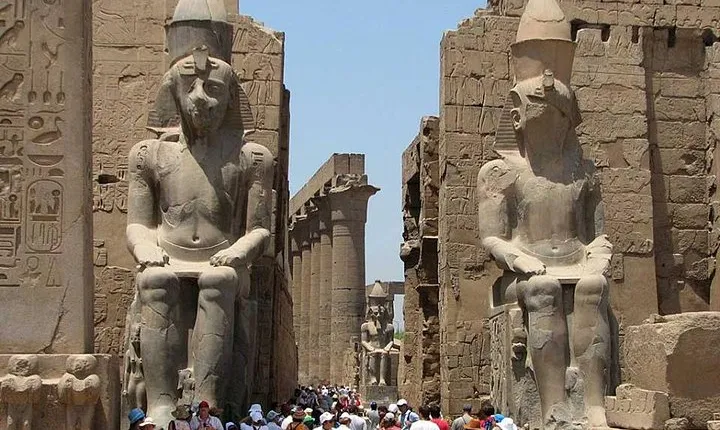 VIP Luxor Day Tour from Hurghada, El gouna, Makadi, Soma Bay