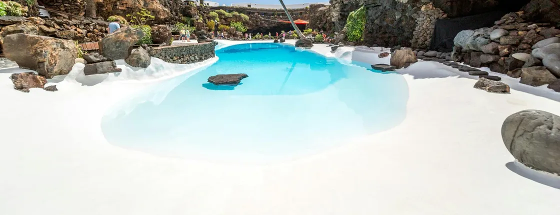 Northern Lanzarote tour with Jameos del Agua and Teguise