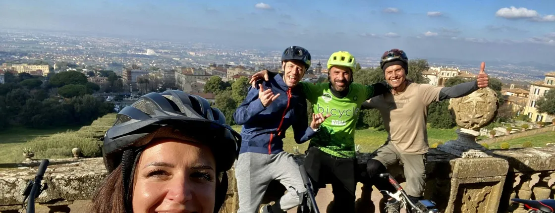 Frascati vineyard and wine tasting e-bike adventure from Rome