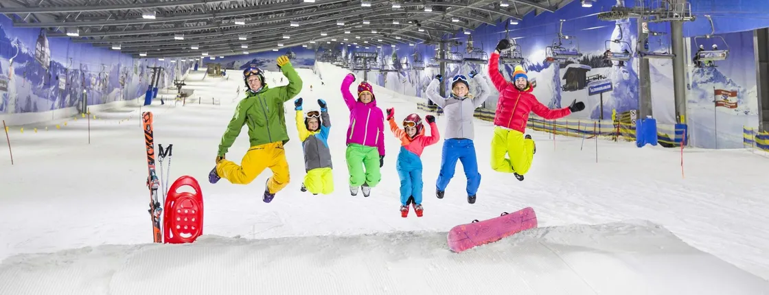 1-day pass for ski and snowboard experience in Snow World