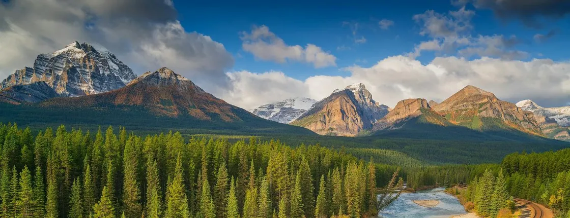 Lake Louise and Moraine Self-Guided Driving Audio Tour