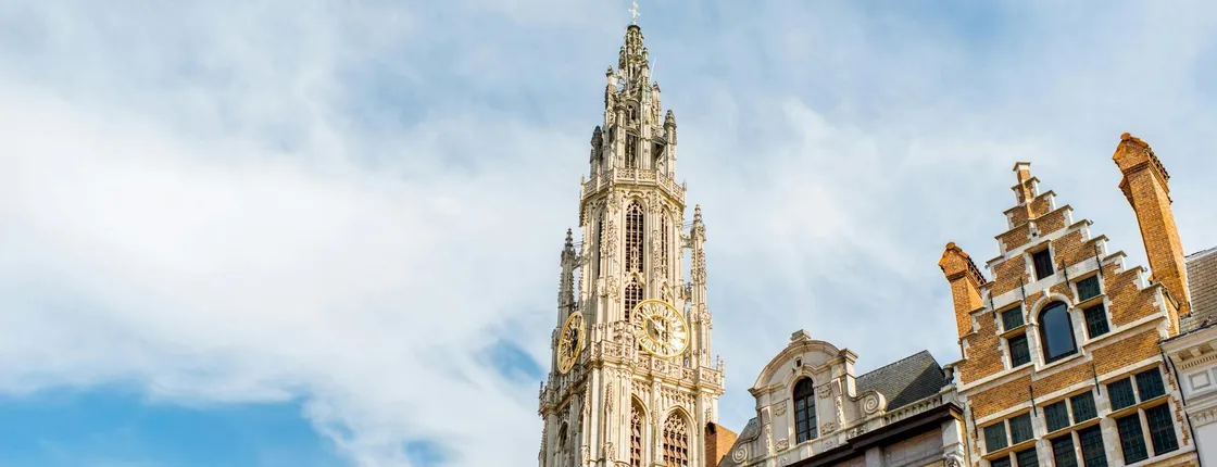 Navigate Antwerp's most Insta-perfect spots with a local