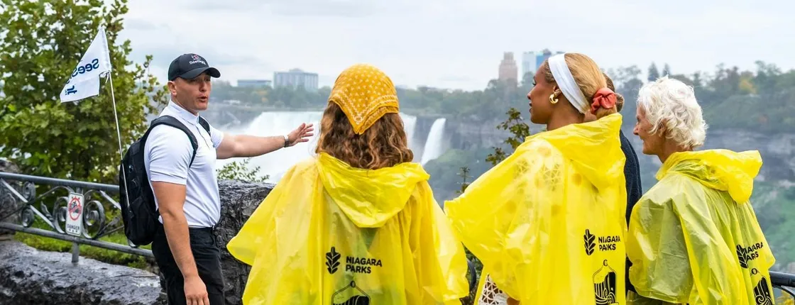 Niagara Falls Canada highlights walking tour