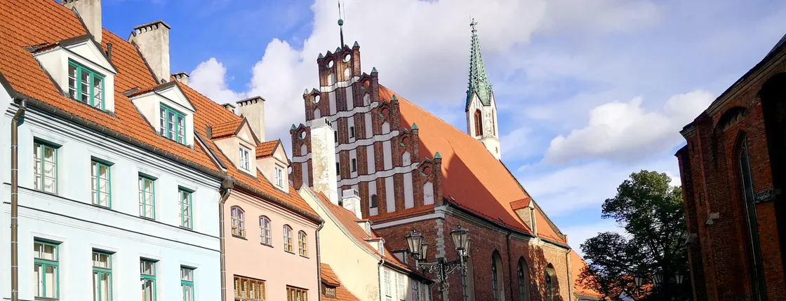 Self-guided discovery walk in Riga - the essential old town and its secrets