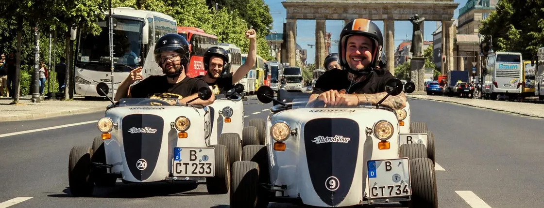 Mini-hotrod tour through Berlin's iconic landmarks