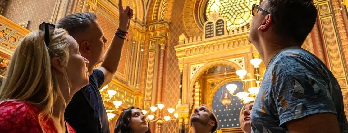 Walking tour of Prague's Jewish Quarter with Jewish Museum tickets