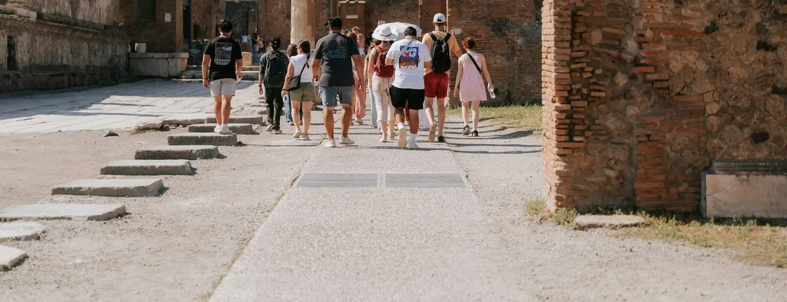 Pompeii guided tour with Amalfi Coast drive from Rome