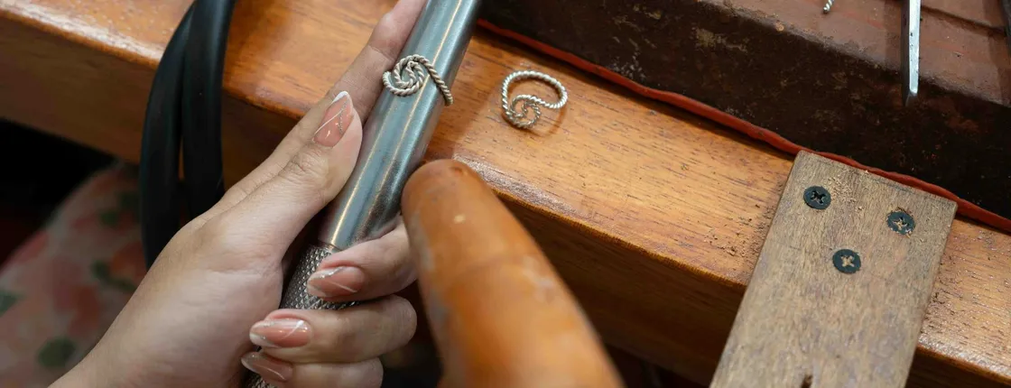 Hands-on silver jewellery making class in Kuta