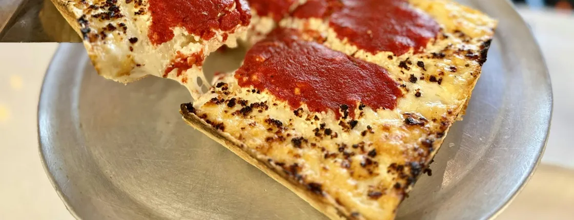 Detroit food tour with iconic local dishes