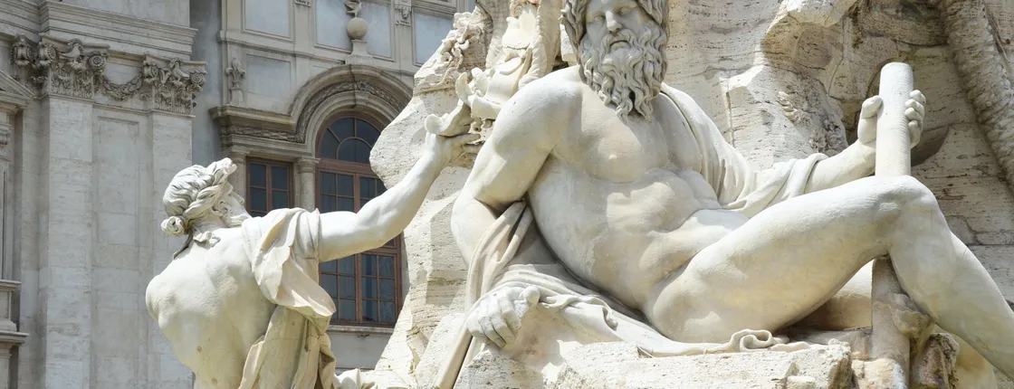 Piazzas and fountains tour with Vatican Museums visit and lunch