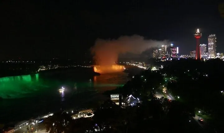 Niagara Falls night illumination tour