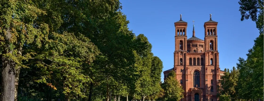 Kreuzberg Highlights Berlin: The Secret Society city exploration game