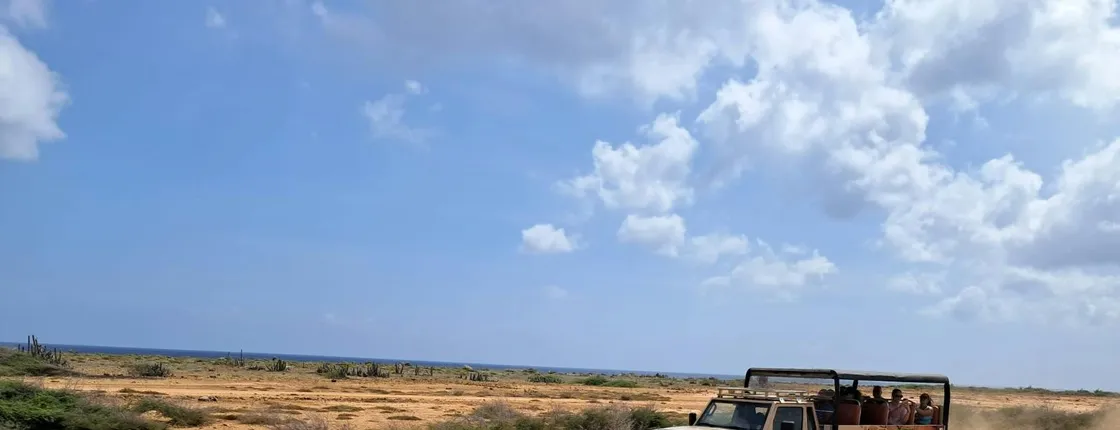 Curaçao Cave, Kunuku House and Porto Mari Beach 4x4 off-road safari