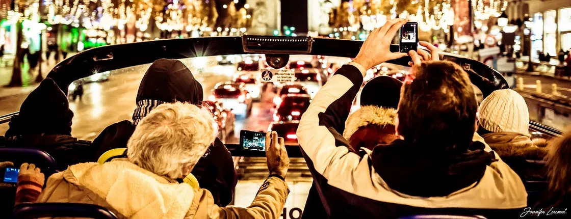 Tootbus Christmas lights open-top bus tour in Paris