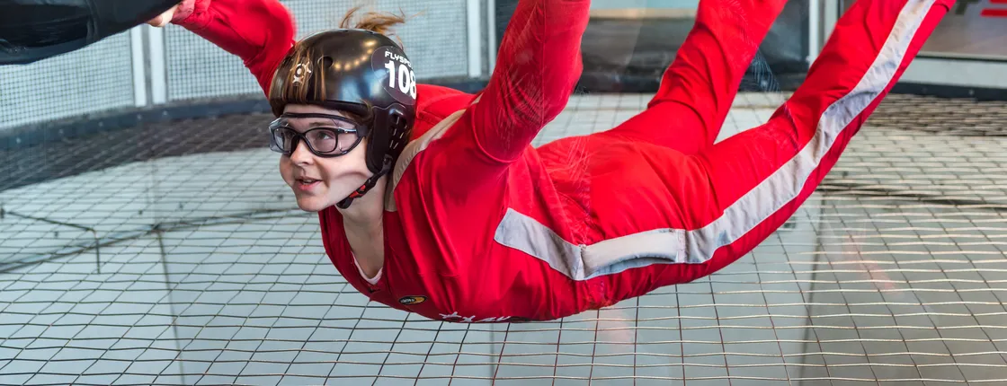 From Krakow: Indoor Skydiving Lesson with Private Transfer