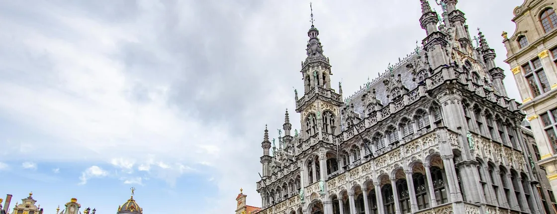 Private architecture walk through Brussels with a local expert