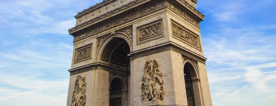 Guided tour through Paris's instaspots with a local