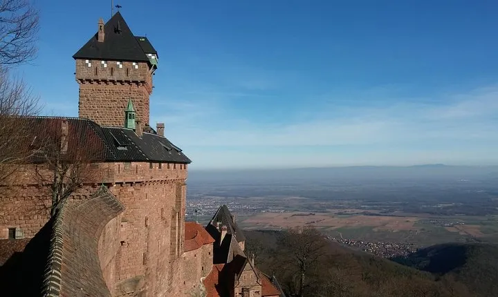 The Emblematic: visit of villages, Haut-Koenigsbourg, Wine tasting