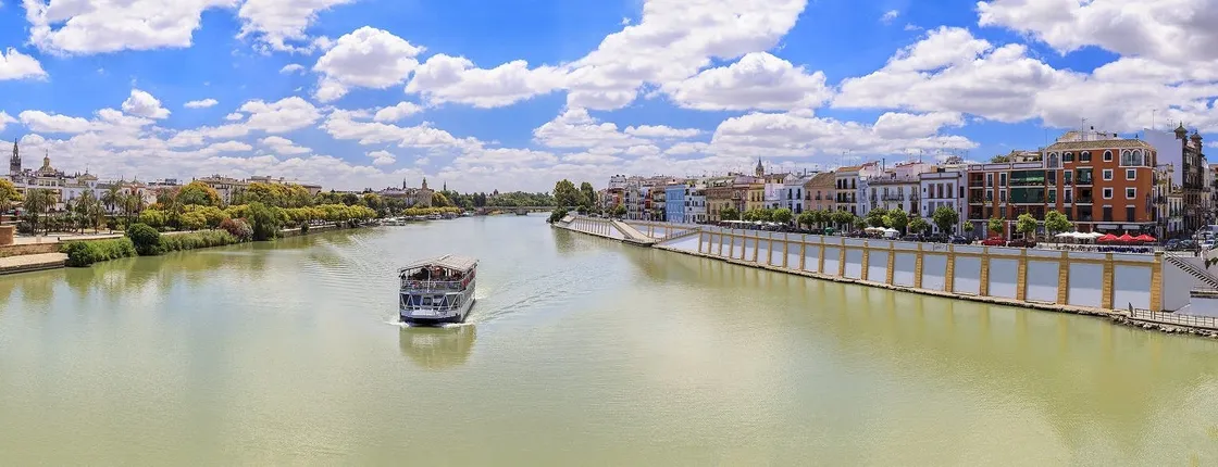 Seville boat tour of the Guadalquivir