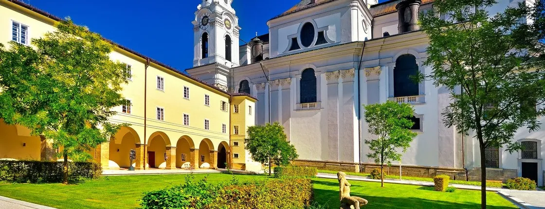Salzburg historic walk through the Old Town in-app audio tour