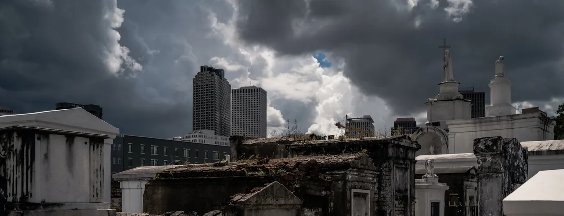 The New Orleans haunted cemetery city bus tour