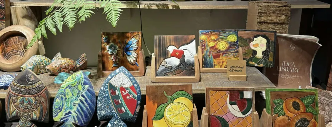 Vietnamese wood carving workshop in Saigon