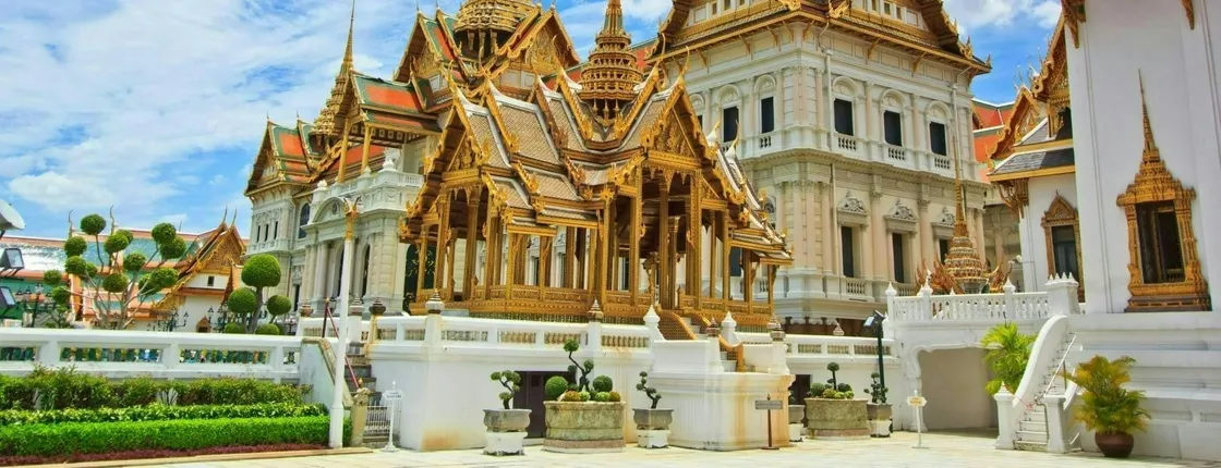 Grand Palace, Temples, and Canal boat ride private tour