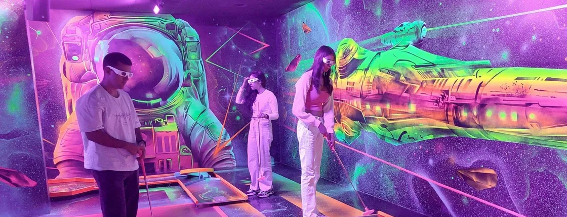 Blacklight mini golf experience in Basel