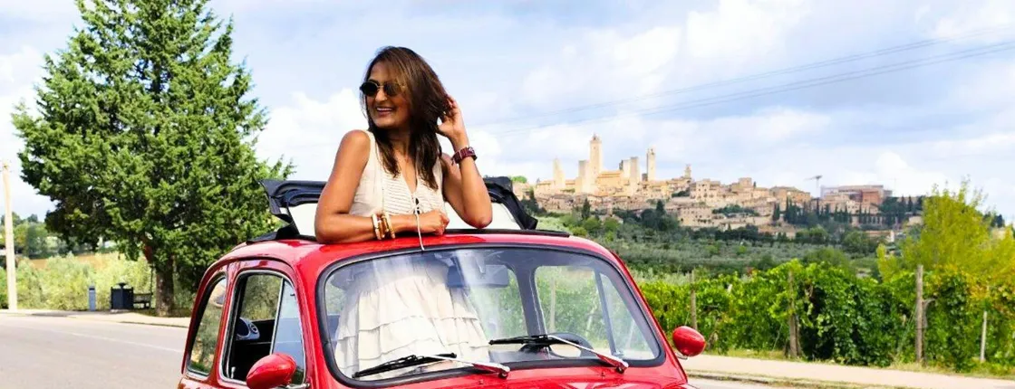 Tuscany wine tour by iconic Italian vintage car