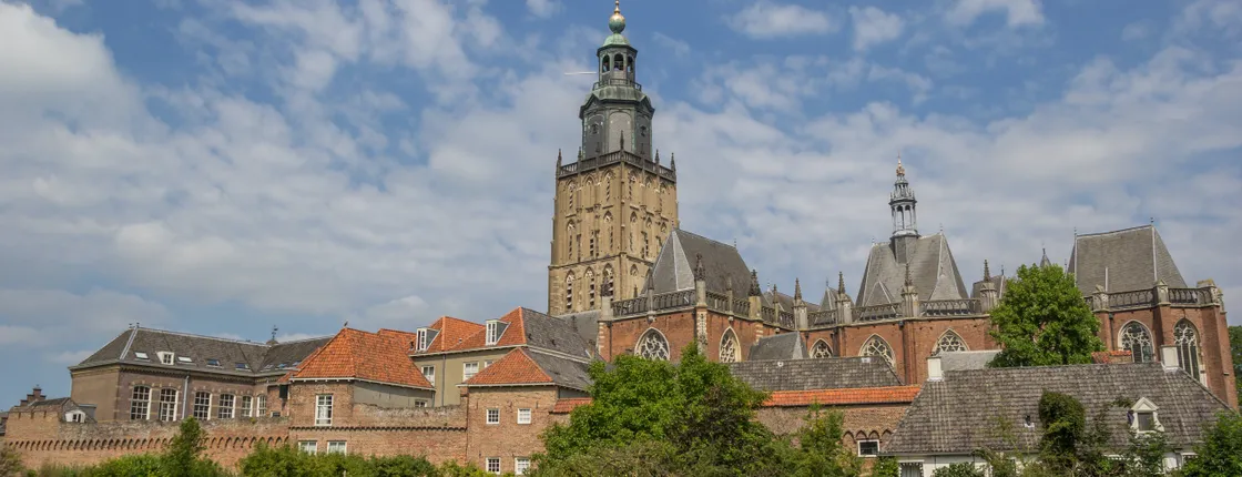 Self guided tour with interactive city game of Apeldoorn