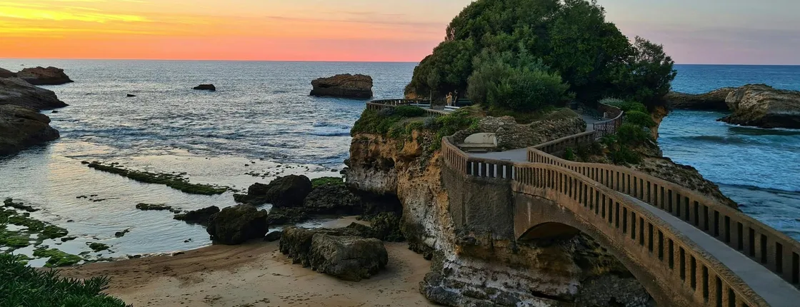 Full-day tour to Biarritz, Bayonne and Saint-Jean-de-Luz from Bilbao