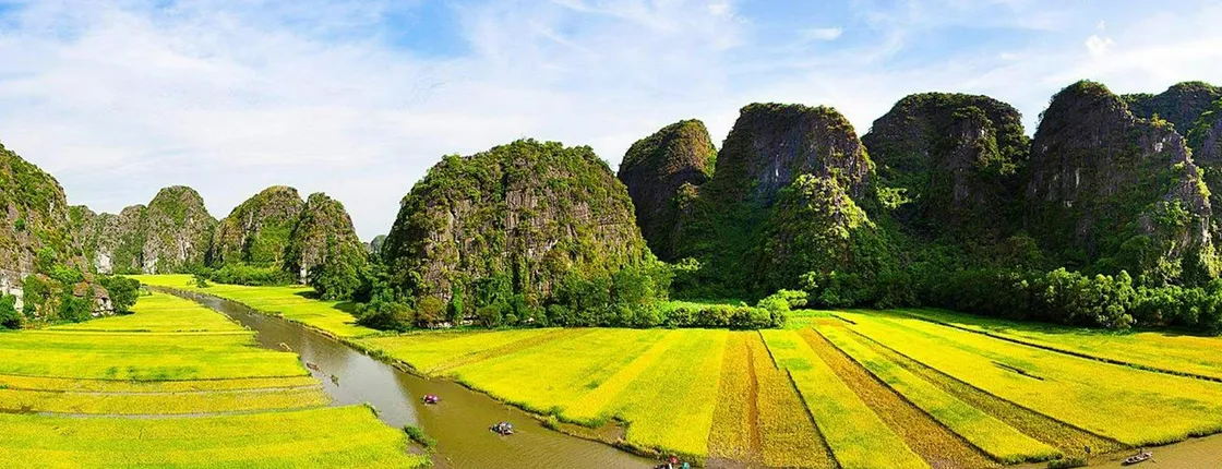 Hoa Lu and Tam Coc Full Day Guided Tour from Hanoi with Lunch