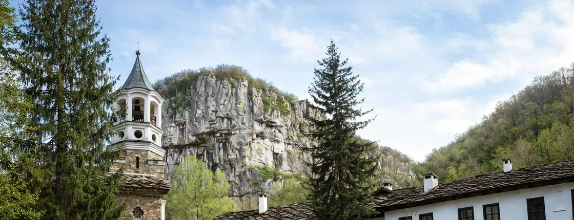 Bacho Kiro Cave and Etar crafts village from Veliko Tarnovo