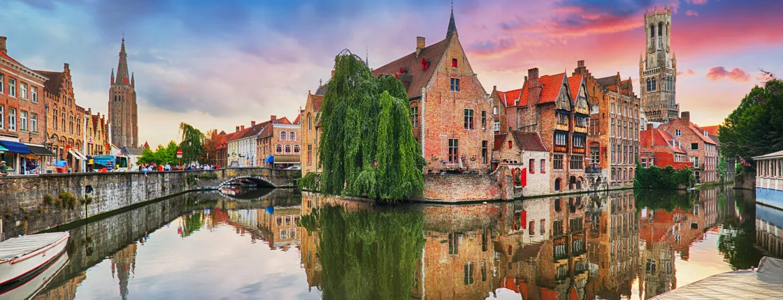Private day trip to Bruges from Amsterdam including boat tour
