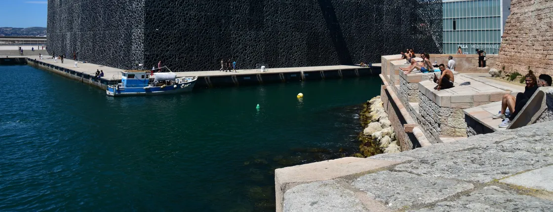 Marseille city exploration game and tour