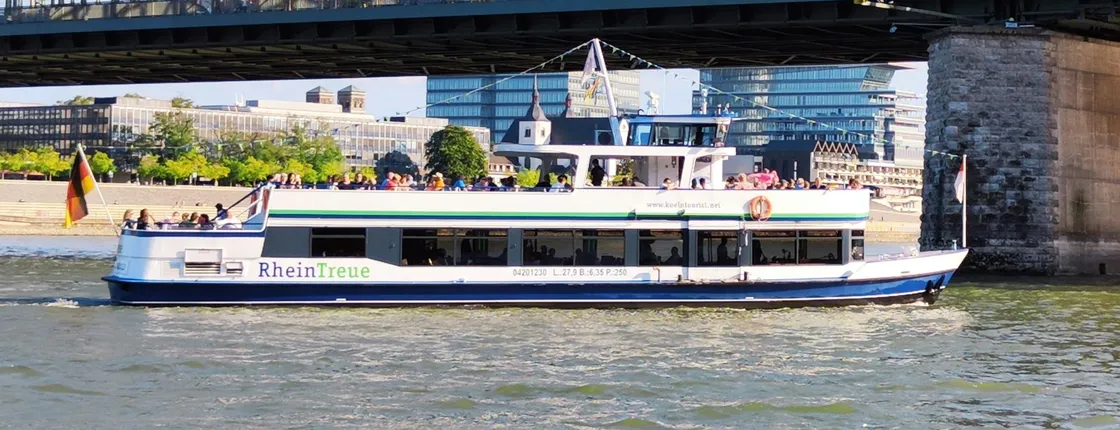Bonn skyline cruise on the Rhine