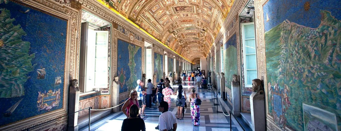 Skip the line Vatican and Sistine Chapel Tour with Basilica Entry