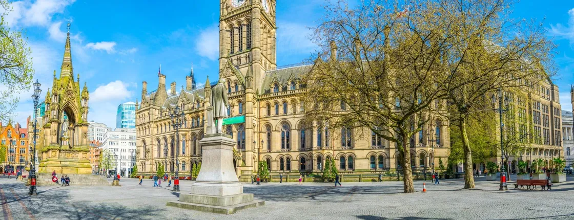 Manchester self-guided walking tour of the city center