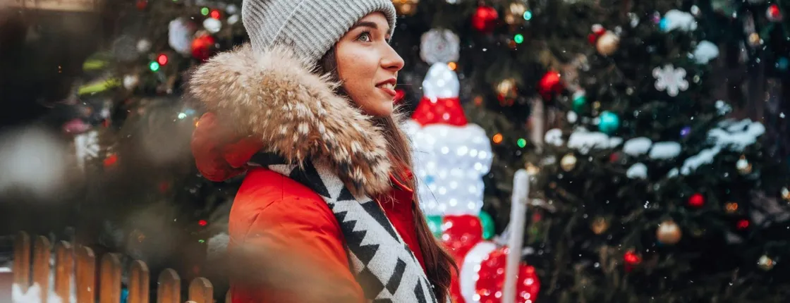 Private walking tour of Cologne's Christmas markets with mulled wine