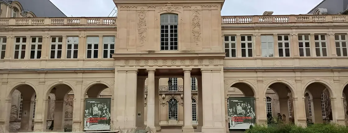 Musée Carnavalet 2-hour guided tour in Paris