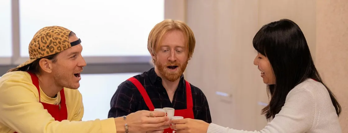 Osaka Cooking Class and Sake Tasting with Local Supermarket Visit