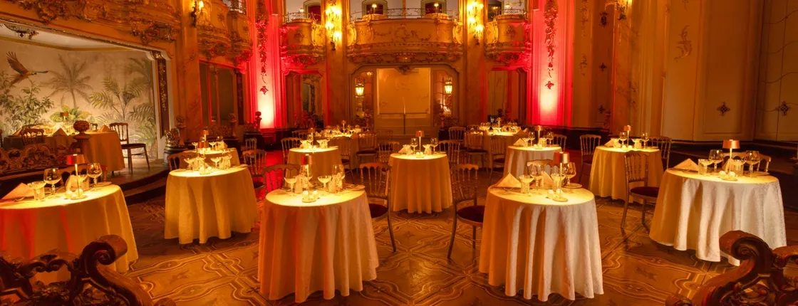 Mozart concert experience with dinner and audio guide in Prague