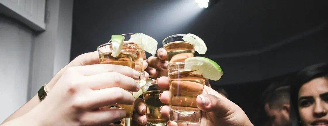 Nuremberg nightlife experience with bar crawl, club entry and shots